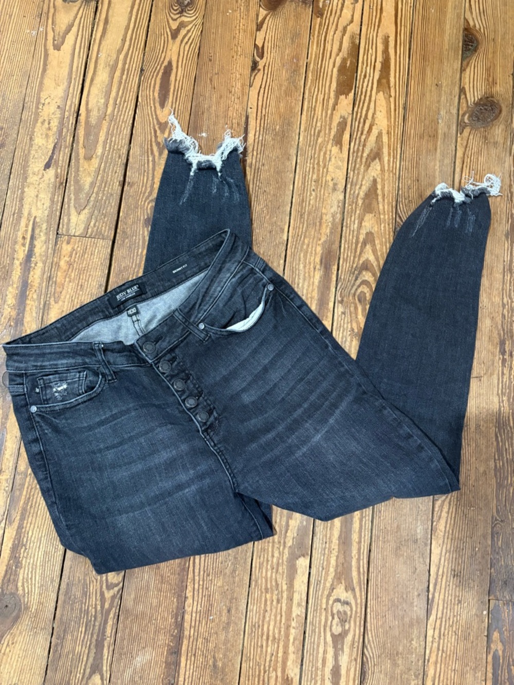 Judy Blue Dark Wash Ankle Frayed Hem Jeans